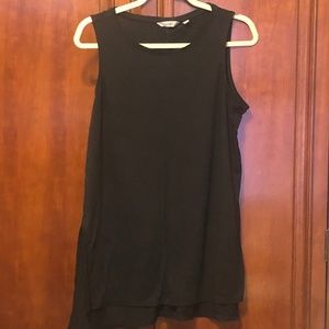 Athleta Black Sleeveless Side Slits Tee Top